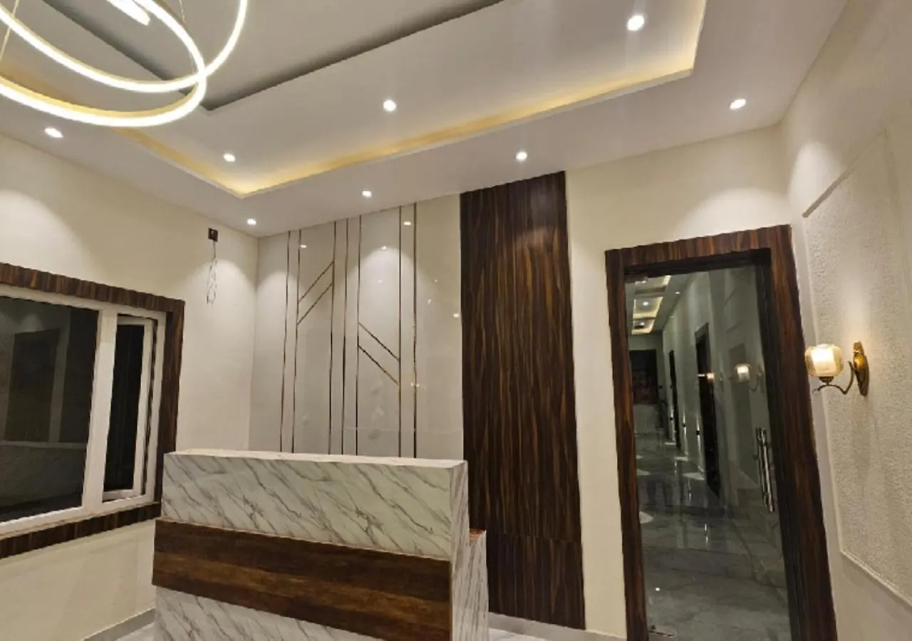 Triveni International Otel Kakarmatha 3*,  Hindistan