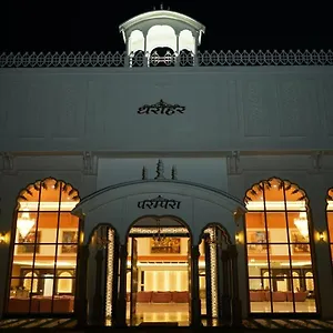 Hotel Dharohar