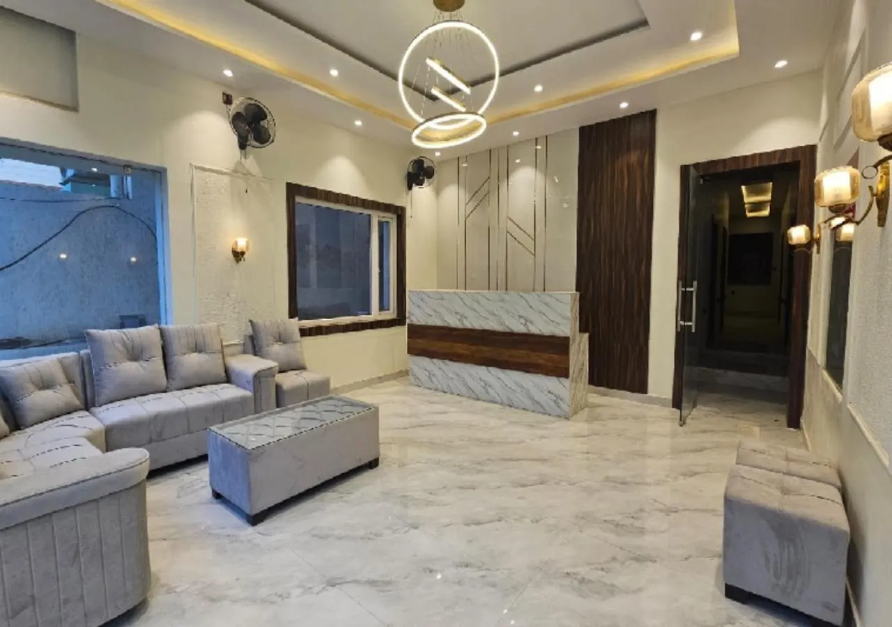 ***  Triveni International Hotel Kakarmatha India